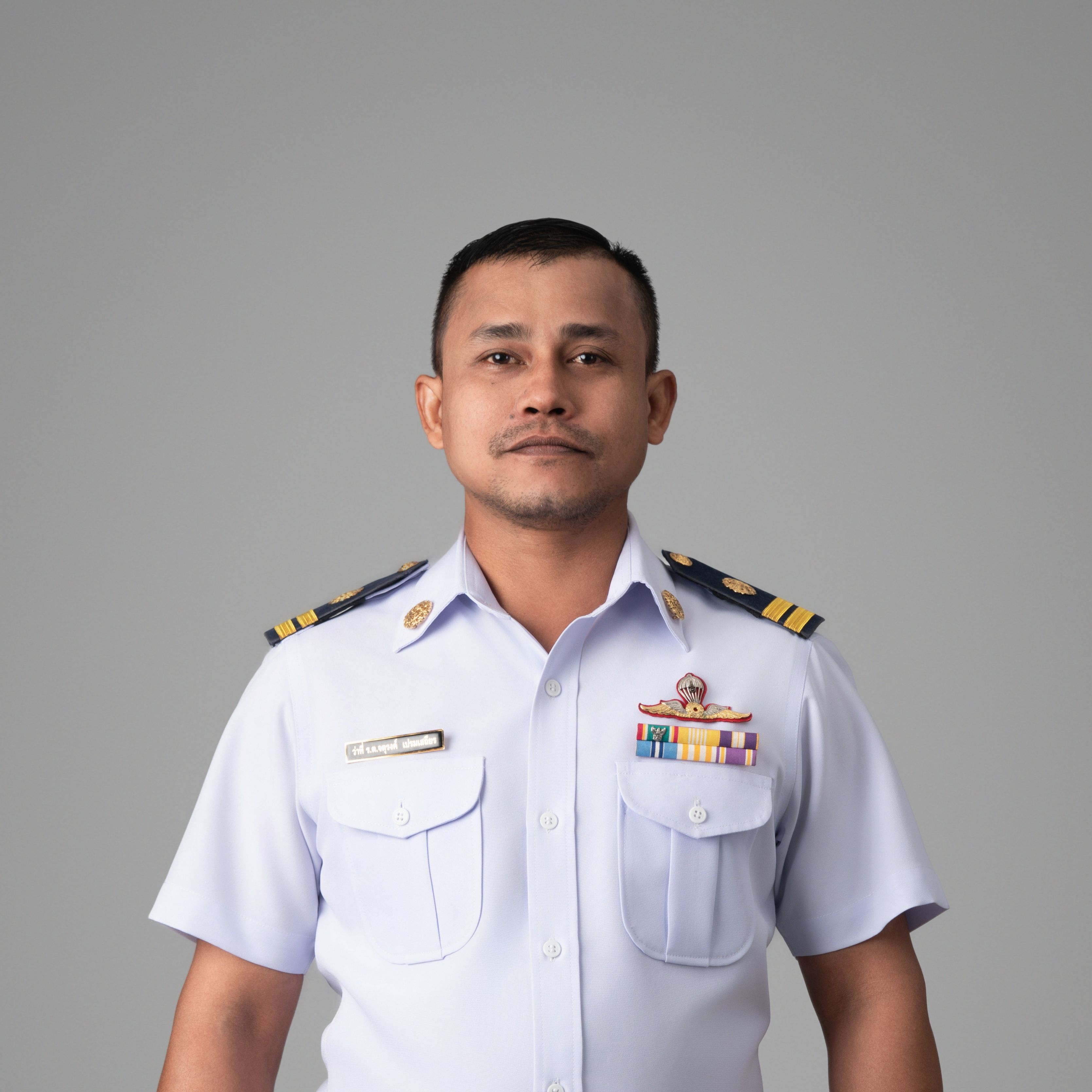 ว่าที่เรือตรีจตุรงค์ เปรมเสถียร